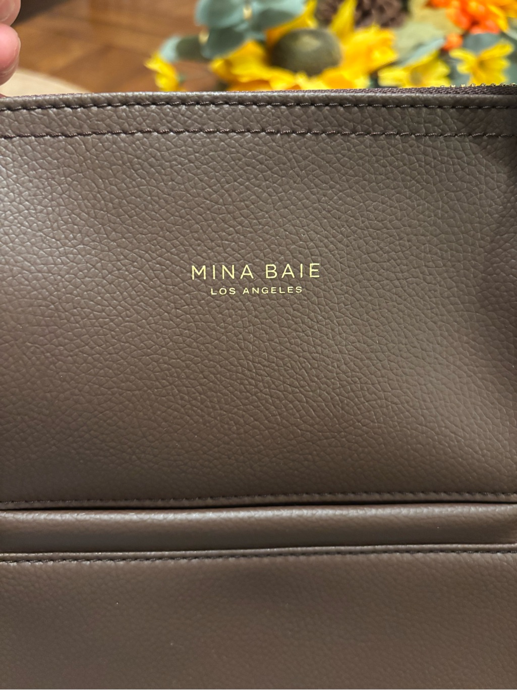 Mina Baie Emmy Vegan Full — image 6 of 8